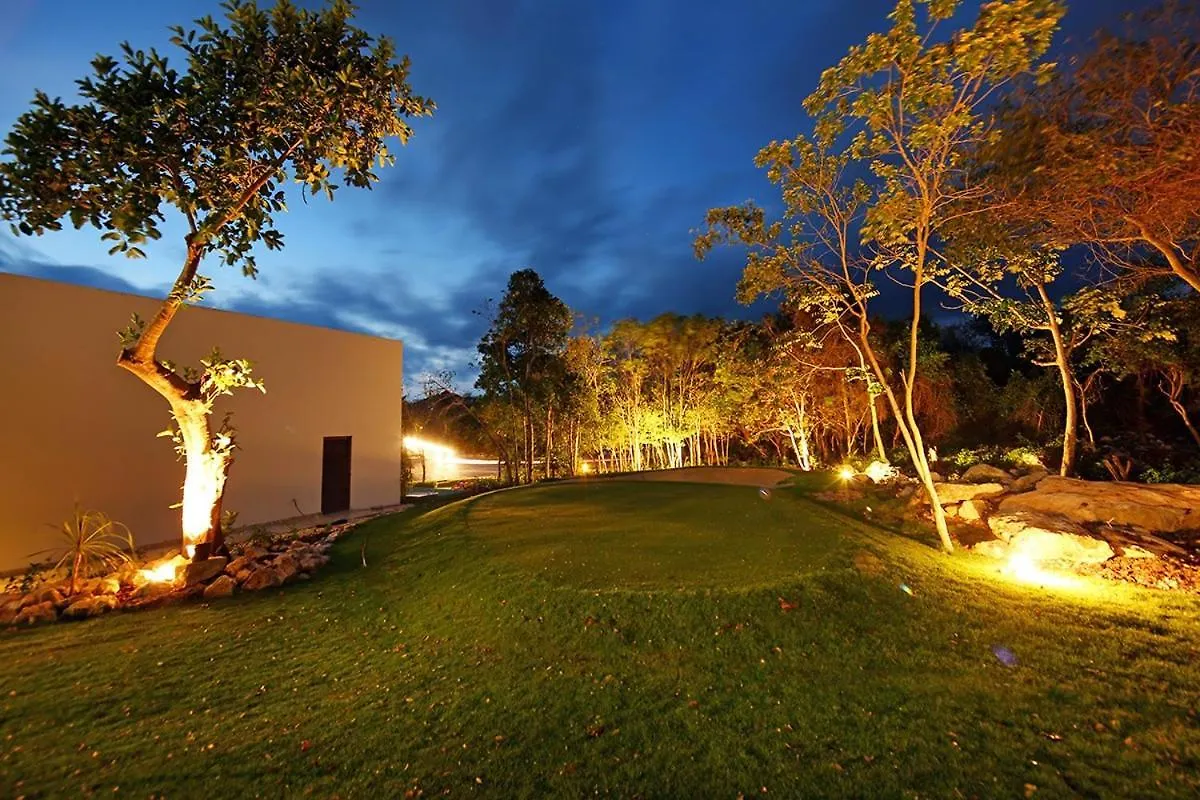 Akumal Villa
